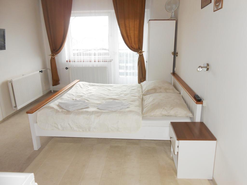 Hotel White Rabbit Hall Poděbrady Zimmer foto